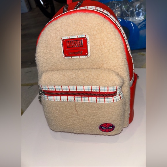 Disney Marvel Spider-Man Faux Fur Sherpa Great Power Loungefly Mini Backpack - Picture 3 of 9